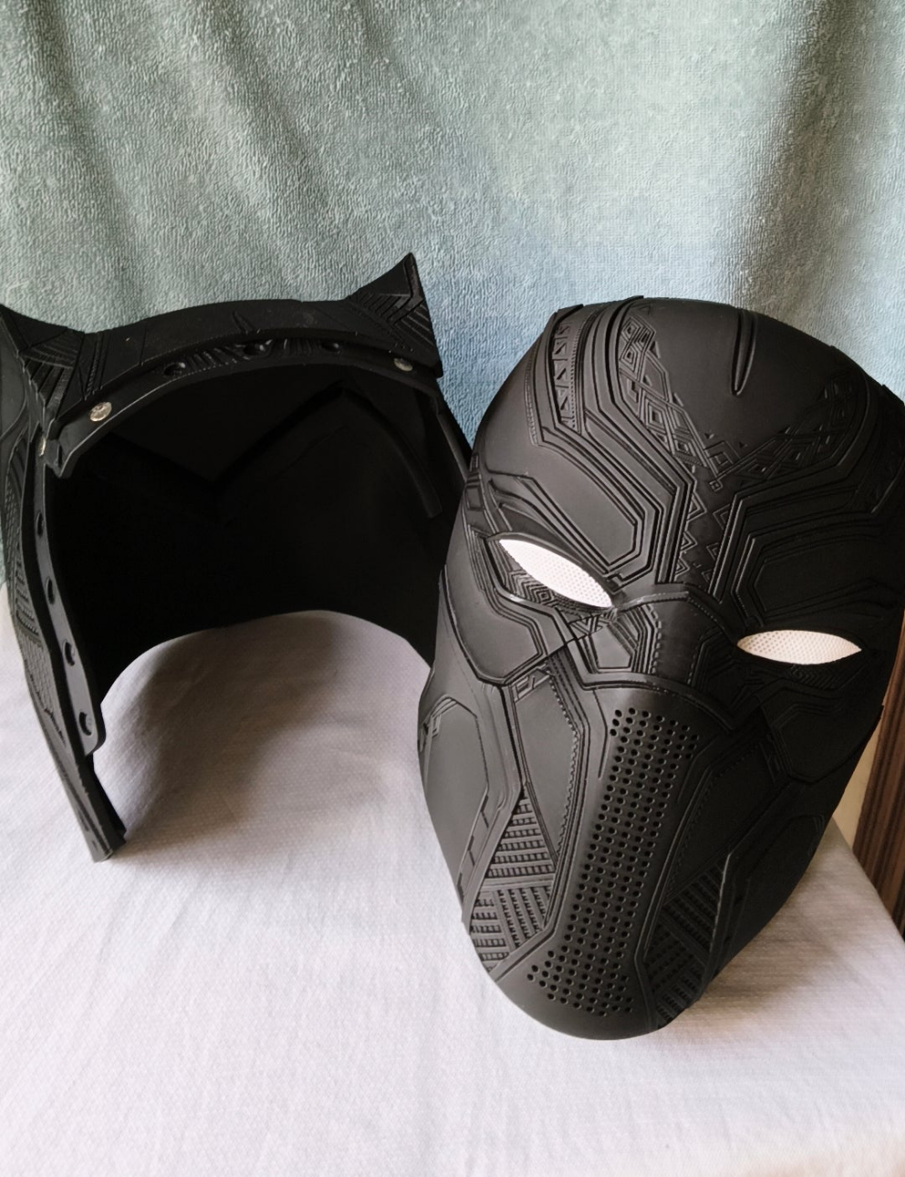 Black Panther Mask – Screen Accurate | Breathable Vents | Cosplay Ready