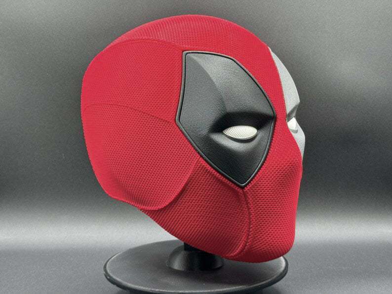 Deadpool 3 wearable cosplay mask - 3d printed