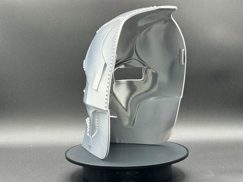 🦾 Dr. Doom RDJ Mask – Cosplay-Ready Collectible, 3D printed- with strap
